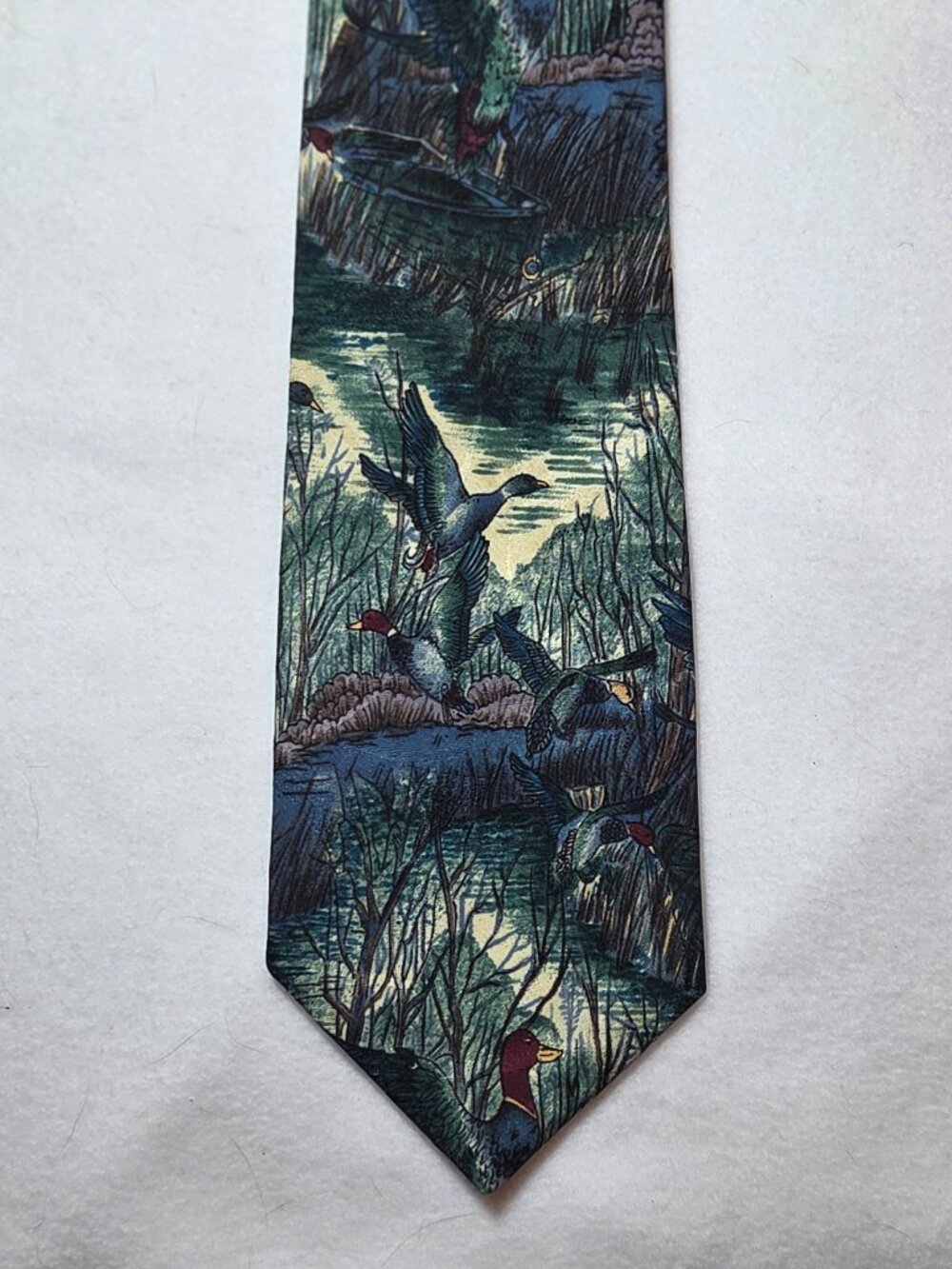 Lake 'N Trail Flying Mallard Duck Tie 3.75" Wide Outdoorsman Waterfowl USA